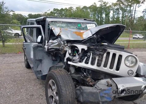 2016 Jeep Wrangler Unlimited Sahara z USA, uszkodzony, nr VIN 1C4BJWEG3GL240859